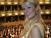 Paris Hiltonová na tradiním vídeském Plese v opee