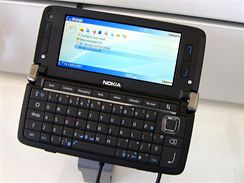 Nokia e90 v premie na 3GSM World Congress 2007