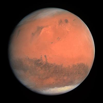 Mars z výšky 250000 km v pravých barvách aparaturou OSIRIS s rozlišením 5 km