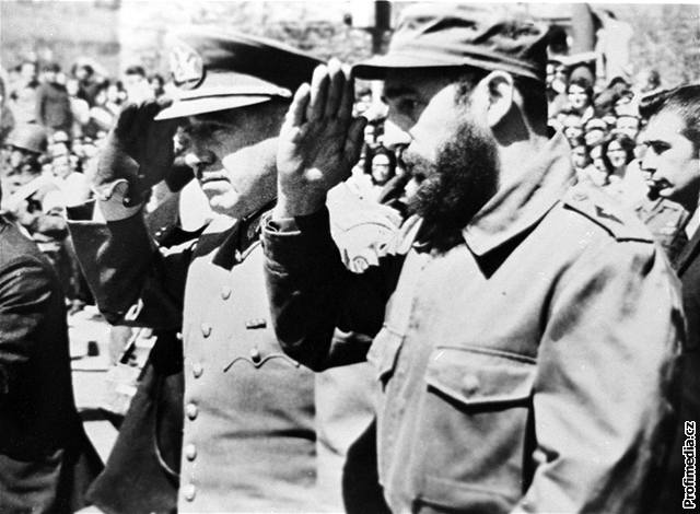 Fidel Castro s Augustem Pinochetem