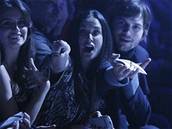 Penélope Cruzová, Demi Moore a Ashton Kutcher bhem módní show GM Ten v...