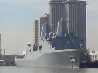 USS New Orleans v pstavu