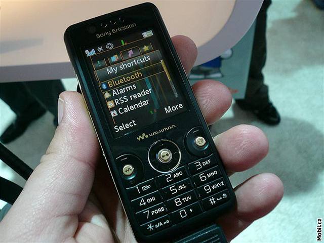 Sony Ericsson W660i na CeBITu 2007