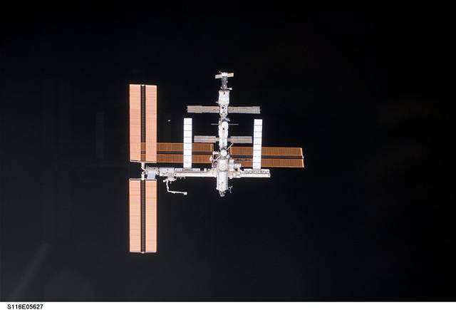 ISS eká na obné dráze