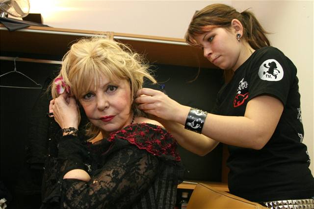 Hana Zagorová se po úrazu hlavy vrátila na jevit, 21.3.2007