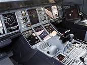 Pilotní kabina letadla Airbus A380 
