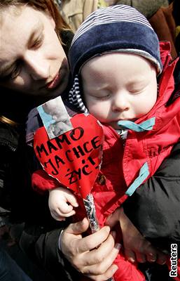 Právo na interrupci je v Polsku ostrým politickým tématem. Na snímku demonstrace zastánc potrat