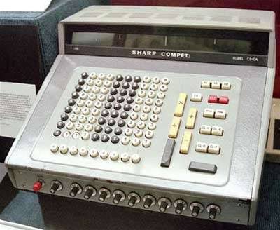 Kalkulačka Sharp CS 10A