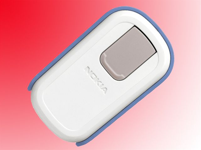 Miniaturní sluchátko za pár korun - Nokia BH 100 - iDNES.cz