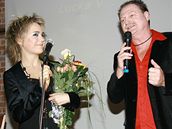 Lucie Vondráková a moderátor Petr Janaík