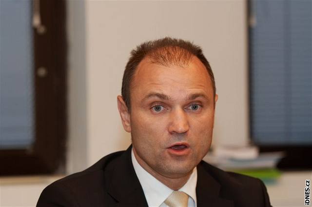 Ministr Langer se s odborái shodl na ustavení spolené pracovní skupiny.