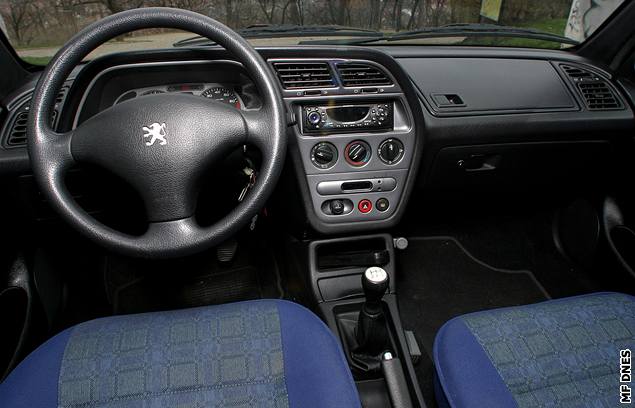 Peugeot 306