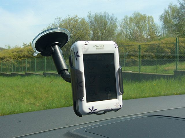 Navigace Mio H610