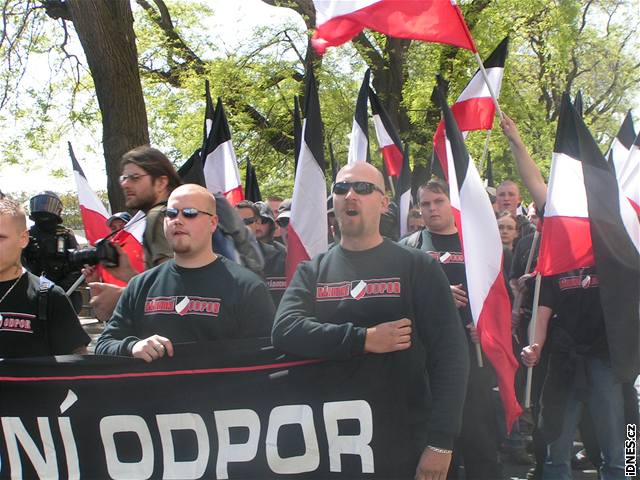 Prvomájový pochod neonacist Brnem