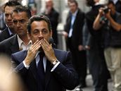 Prezidentský kandidát Nicolas Sarkozy volil v Paíi