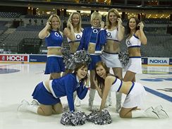 O2 Cheerleaders