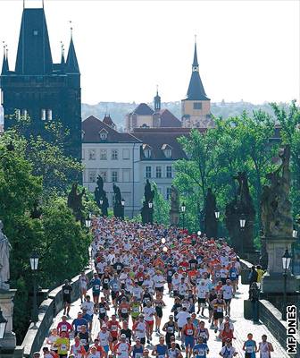 MEX: Maratonci zaplnili centrum Prahy