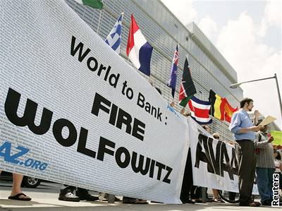 Protesty proti Wolfowitzovi