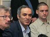 Garri Kasparov na tiskové konferenci