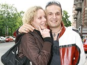 Moderátorka Bailanda Kristina Kloubková s p�ítelem Alanem Bastienem a party Pizza festu 