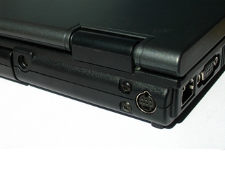 Detail portu notebooku s AMD