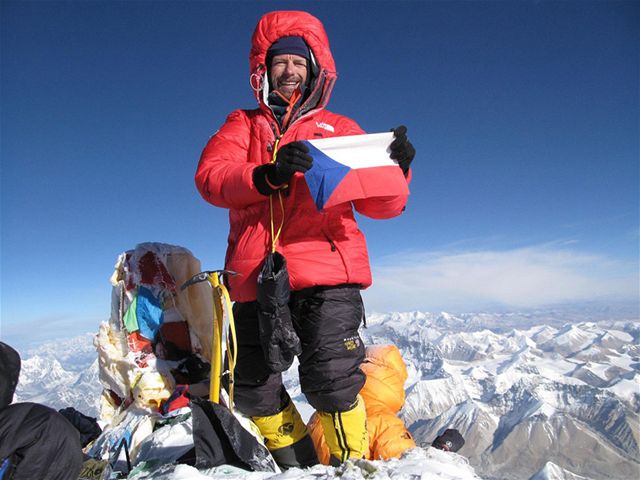 Pavel Bém na vrcholu Mt. Everestu