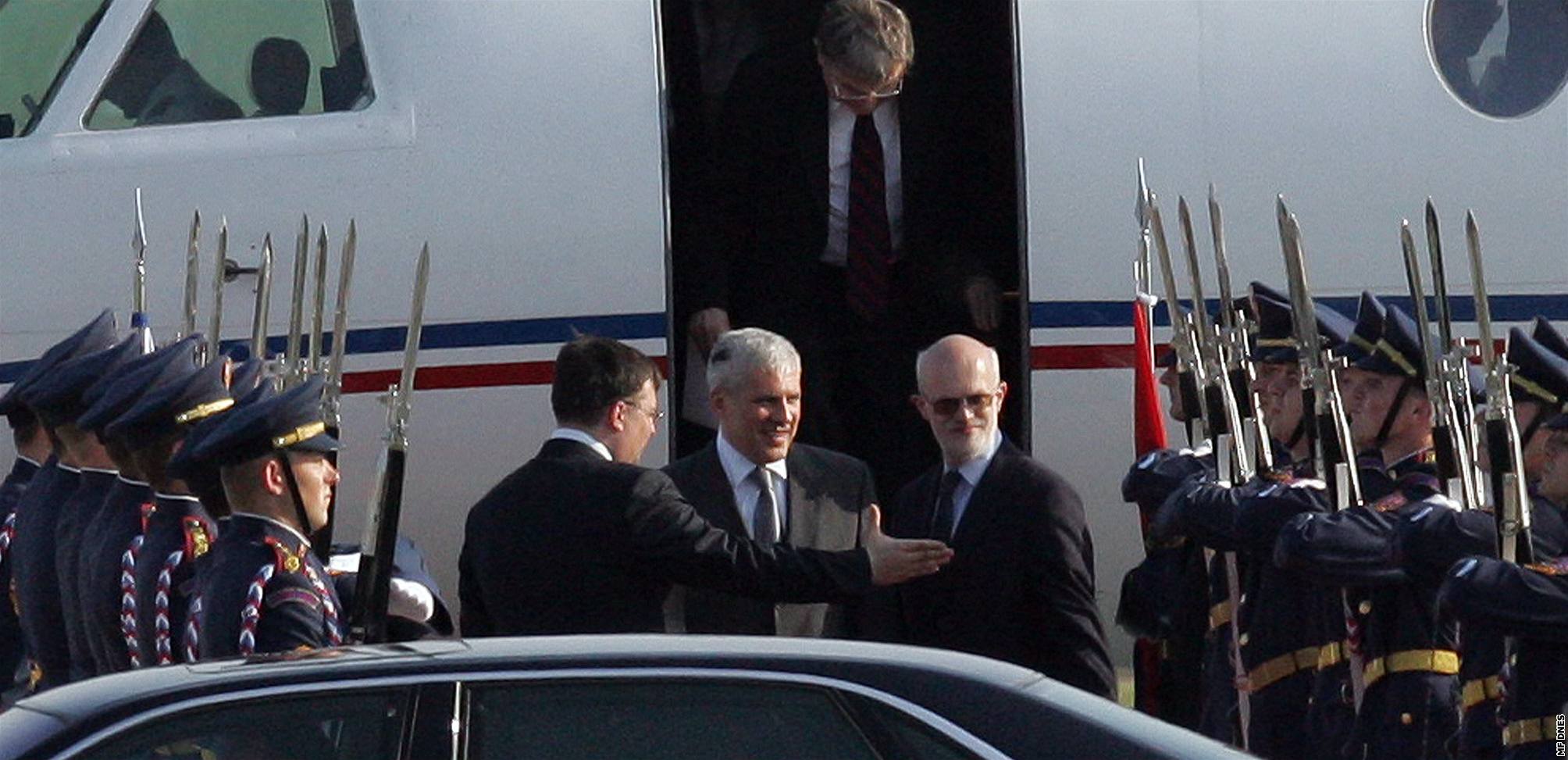 Srbský prezident Boris Tadi po píletu do Brna