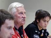Petr �ech (vlevo), Karel Brückner a Tomá� Rosický