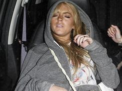 Lindsay Lohanov se v sobotu i v pondl zpila pod obraz