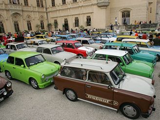 Sraz trabant v Lednici