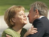 Angela Merkelová a Tony Blair bhem summitu G8
