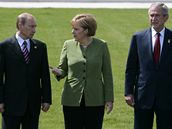 Putin, Merkelová a Bush bhem summitu G8