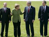 Státníci bhem summitu G8