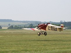 Avia BH5 - a let