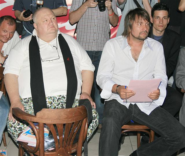 porotci soute Miss Etam Plavky 2007 Václav Glazar a Jií Pomeje