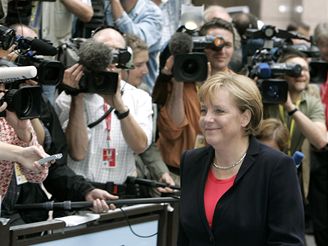 Angela Merkelov na summitu EU v Bruselu