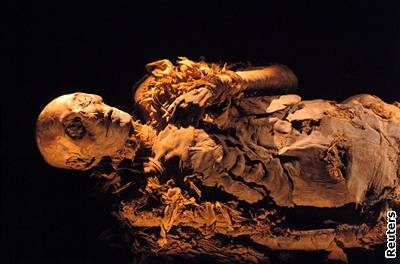 Mumie královny Hatepsut, uloená v muzeu v Káhie.