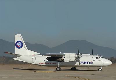 Antonov An-24 spolenosti PMTair. Aerolinky mly ve flotile dva takové stroje.