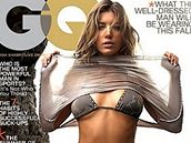 Jessica Bielová na titulní stránce magazínu GQ