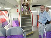 Návtvníci veletrhu Czech raildays v Ostrav si mohli prohlédnout interiér nového vlaku City Elefant