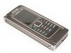 Nokia E90