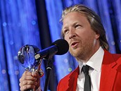 MFFKV - vyhláení vítz - Bard Breien s cenou za nejlepí reii pro norský film Kurz negativního mylení