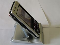 Sony Ericsson P1i (iv z Londna)