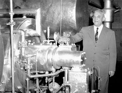 Willis Carrier ped prvním centrifugálním chladícím systémem