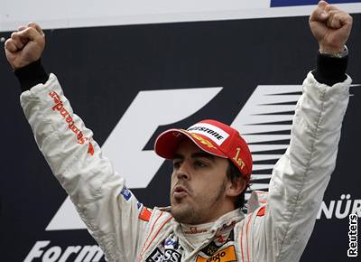 Fernando Alonso  se raduje