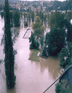 Lanovka ZOO - povodeň 2002