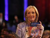 J.K. Rowlingová četla z knihy dětem v londýnském Muzeu přírodní historie