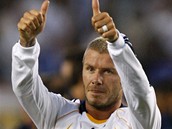 David Beckham zdraví po boulivém uvítání diváky