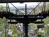 Muž v pražské zoo spadl z lanovky, má lehká poranění