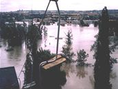 Lanovka ZOO - povode 2002